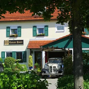 Runas Hallbergmoos
